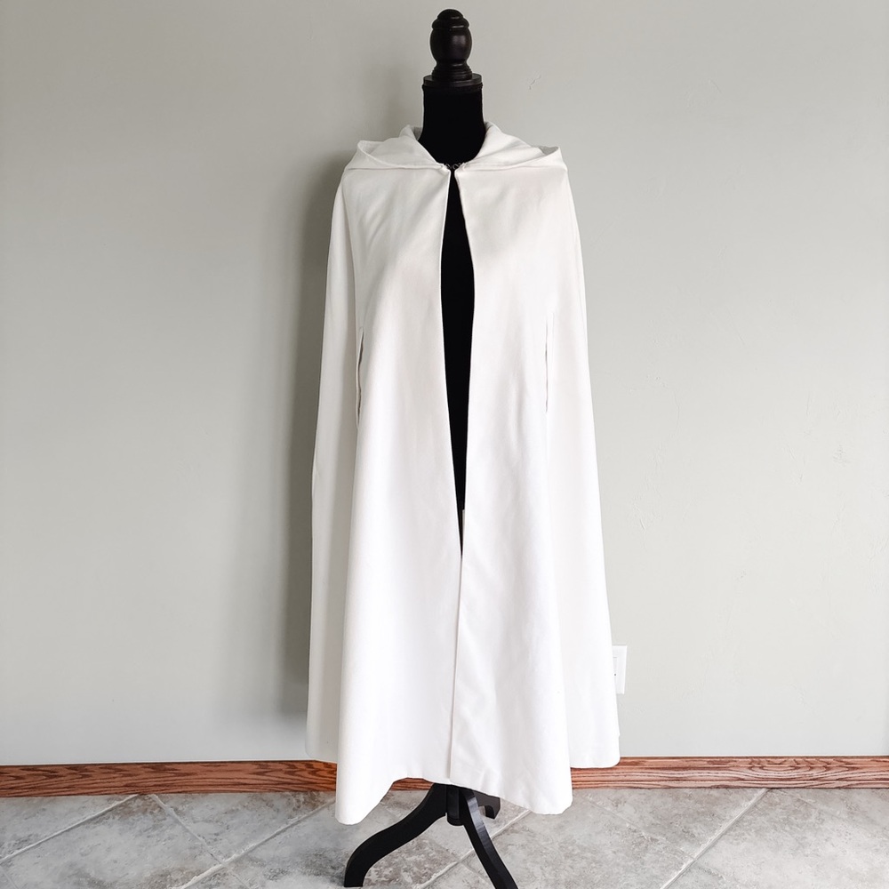 Chic White Hooded Cape for Women